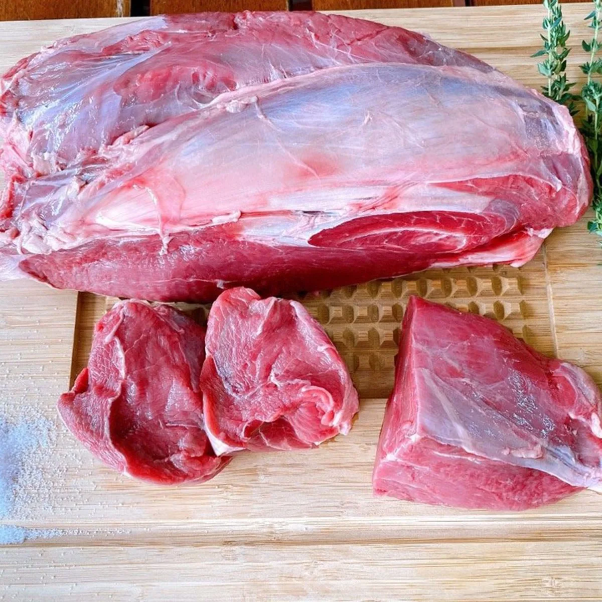 쿠팡 행복미트 호주산 목초육 청정우 소고기 사태살 1kg 2개