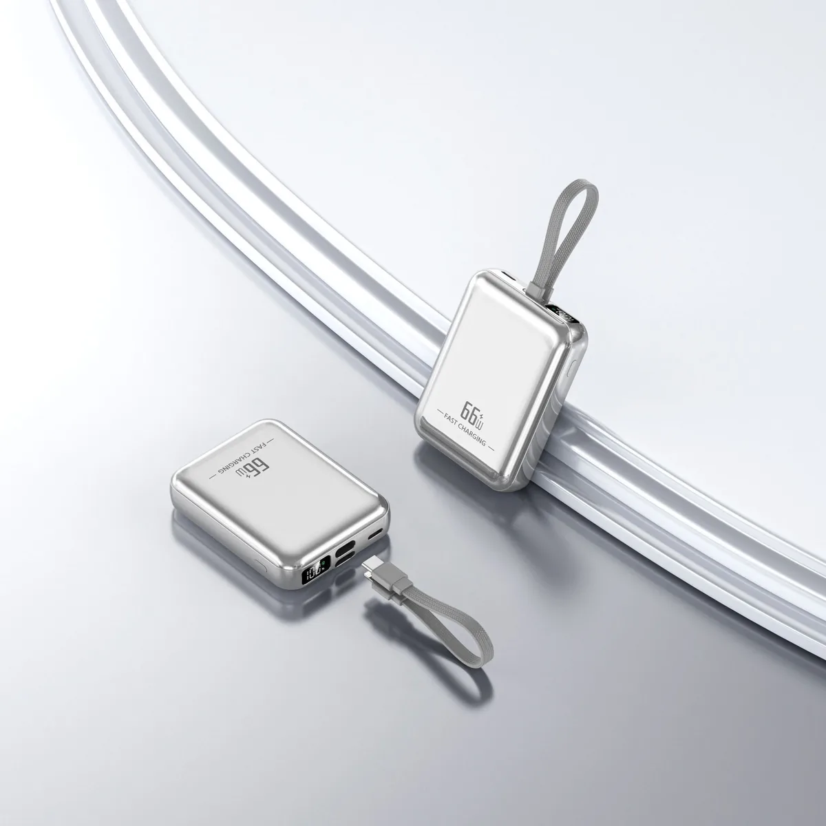 쿠팡 GoaTa 대용량 고속 보조배터리 20000mAh 멀티단자 초슬림 잔량표시 은색